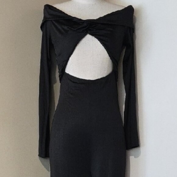 NWT NBD JOURNI OFF THE SHOULDER BLACK JUMPSUIT W/KNOTTED FRONT AND CUTOUT SZ XL - Picture 4 of 6